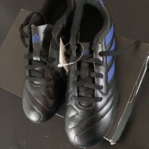 New Adidas Goletto Soccer sneakers shoes kids Sz 1.5